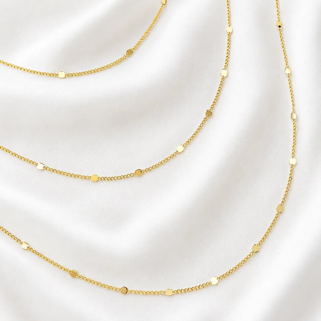 Dainty Curb Chain Necklace, 18k Gold Filled Pressed Detail - Ma Vie Jewelry